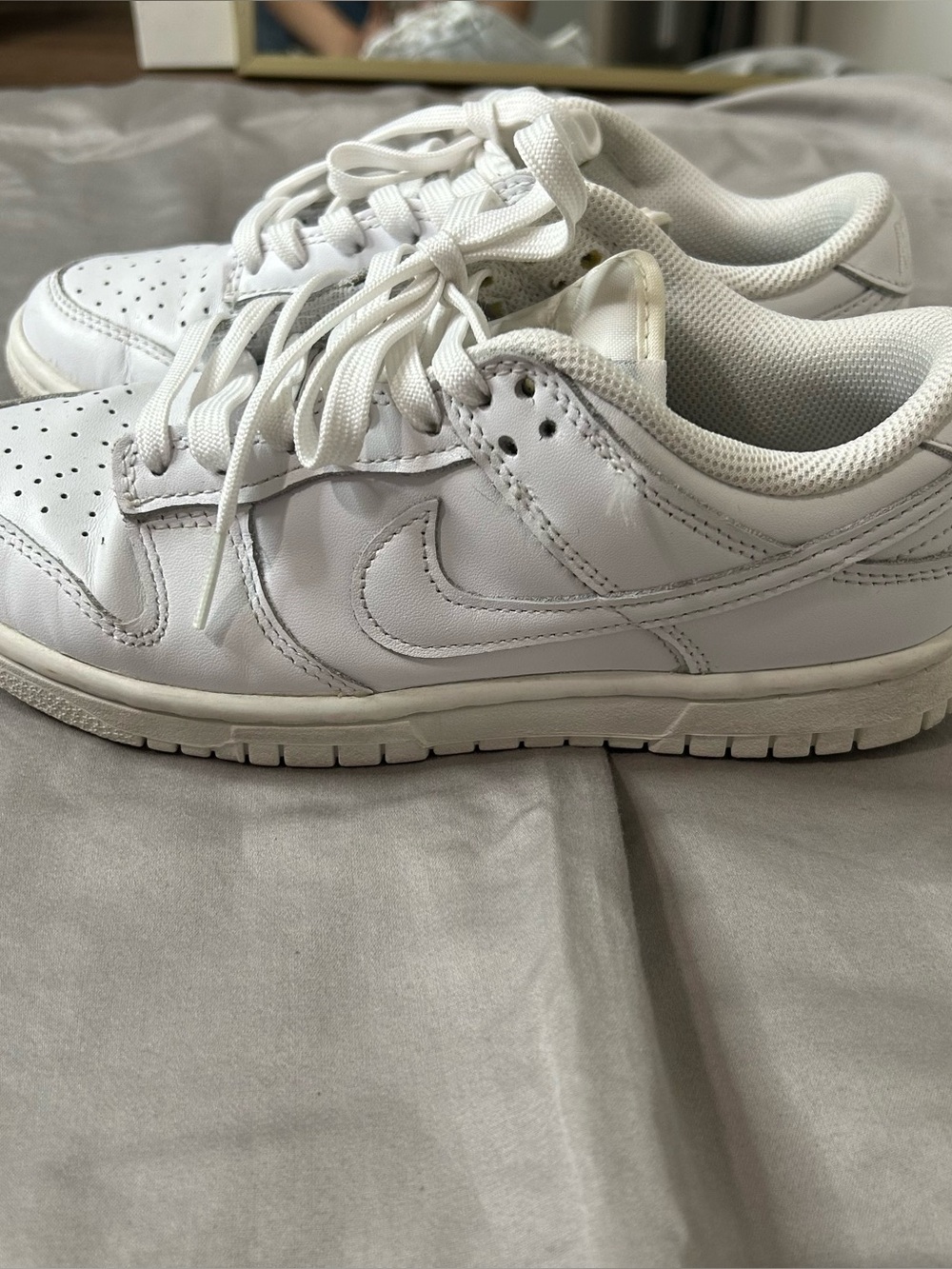 White Nike Dunk Low